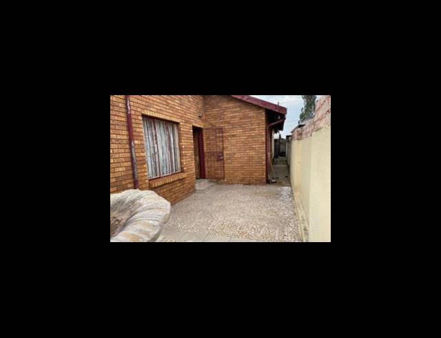 3 BEDROOM HOUSE FOR SALE IN SOSHANGUVE XX